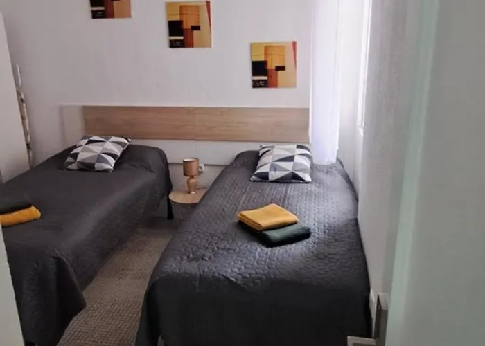 Jakub De Lux * Τορεβιέχα